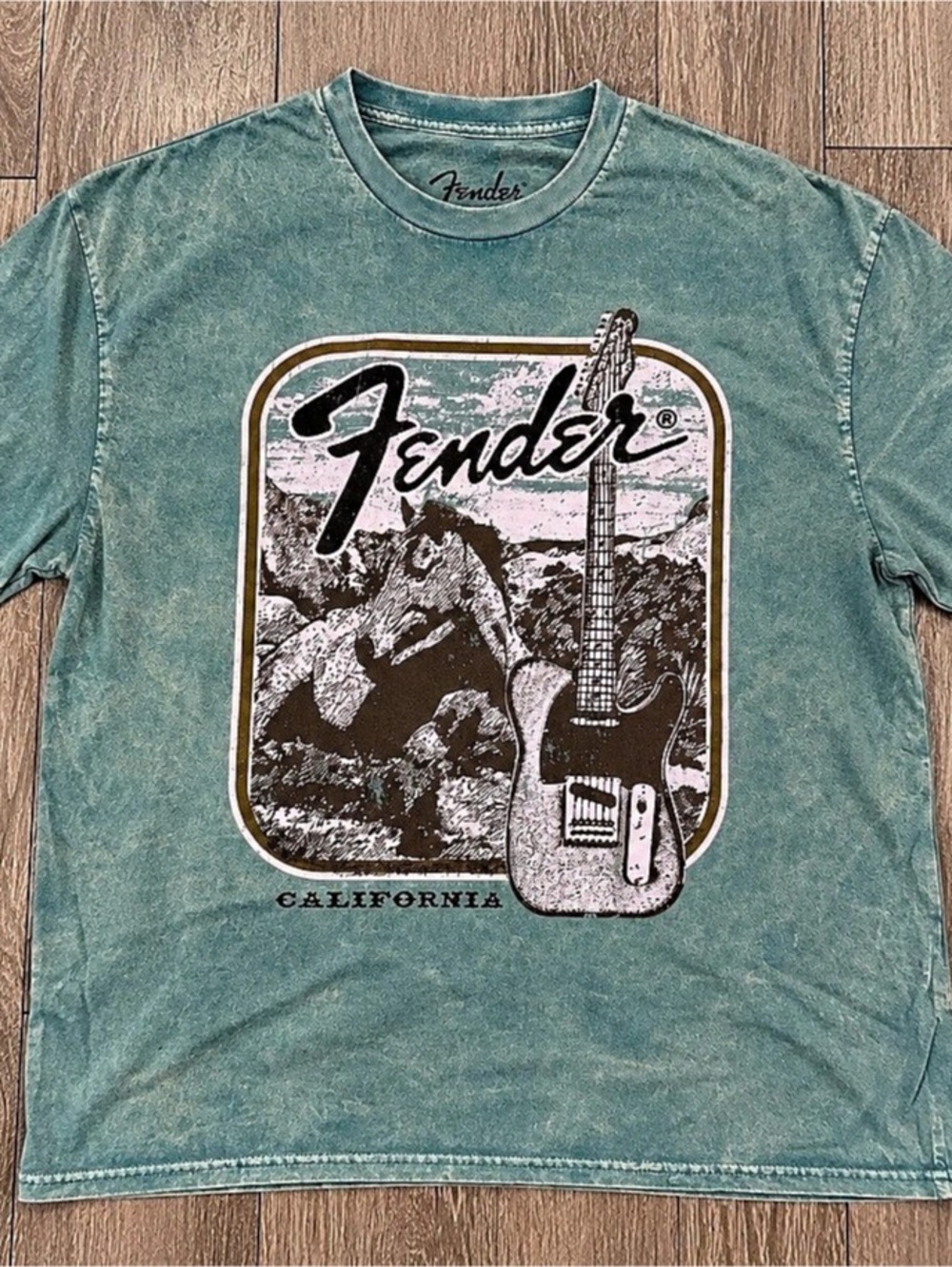 Fender California Telecaster Guitar Graphic Mineral Wash T-Shirt Tee Green &